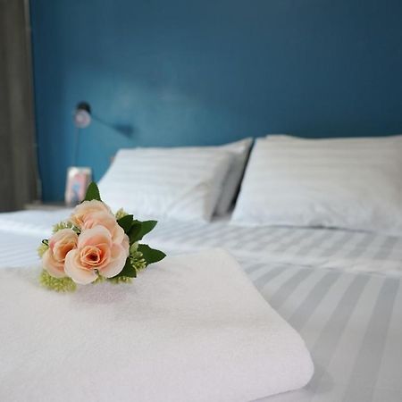 Hotel Matini Klong1 Rangsit Esterno foto