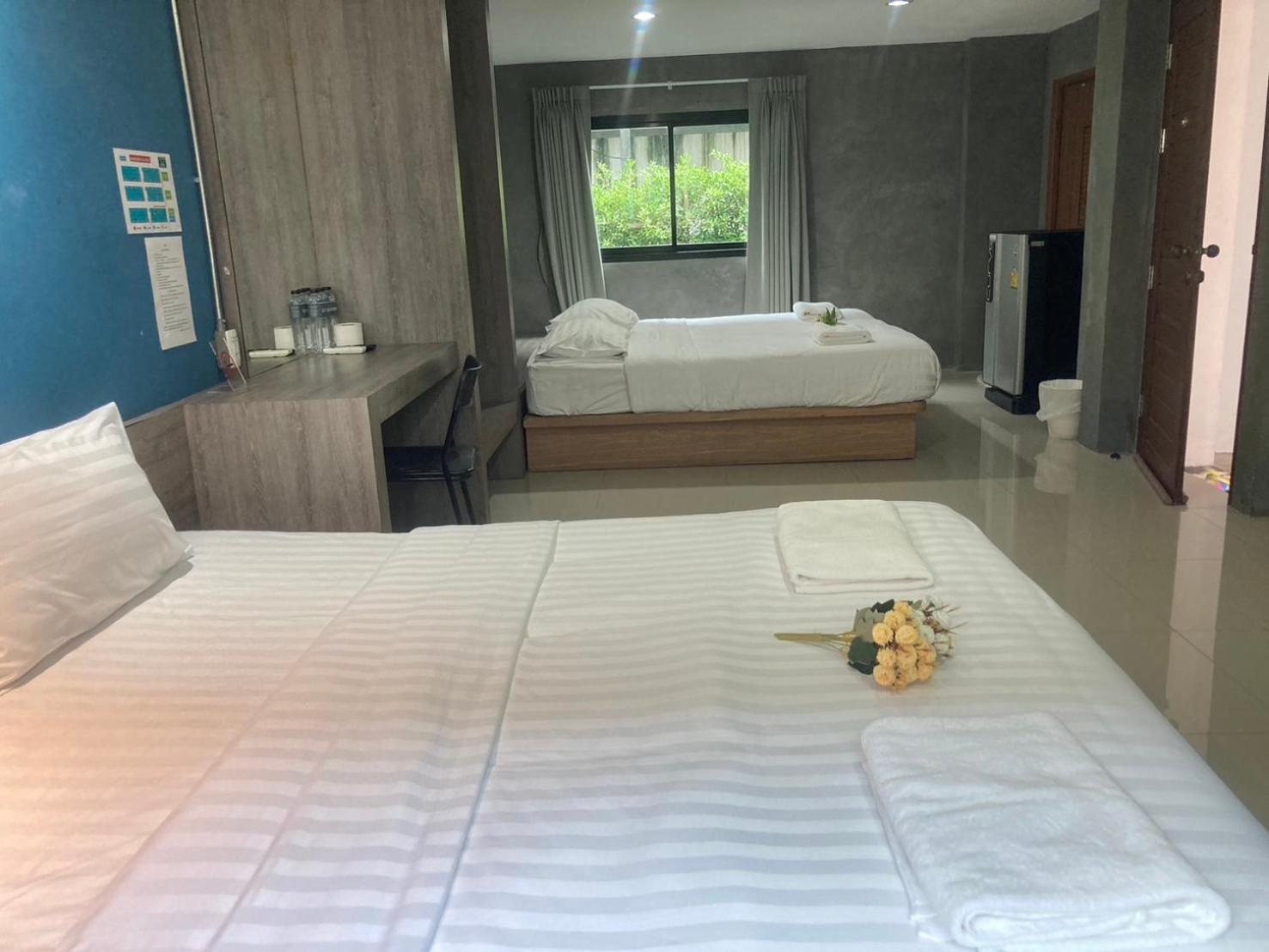 Hotel Matini Klong1 Rangsit Esterno foto