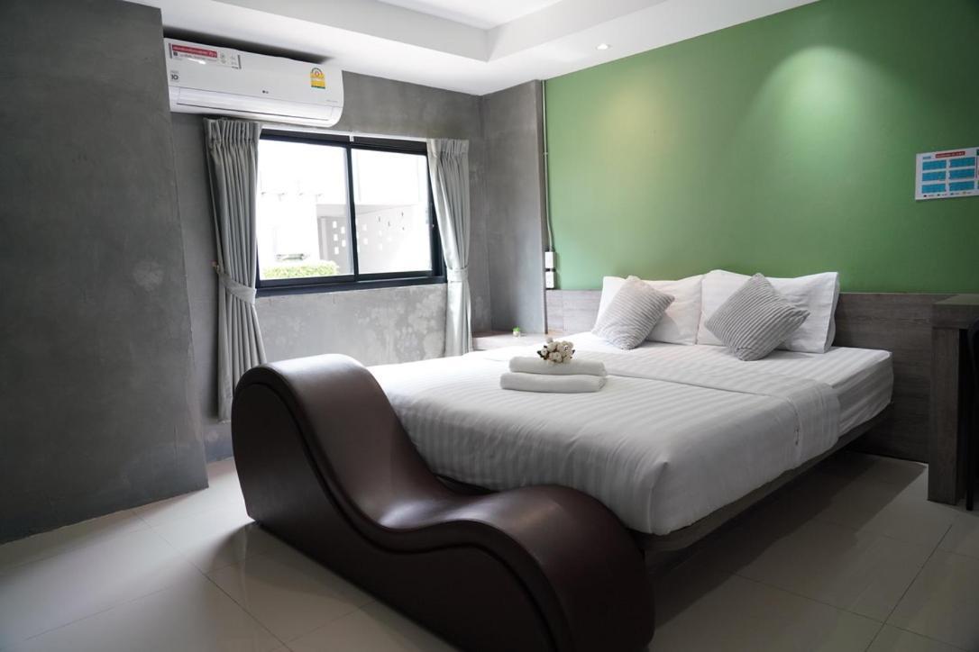 Hotel Matini Klong1 Rangsit Esterno foto